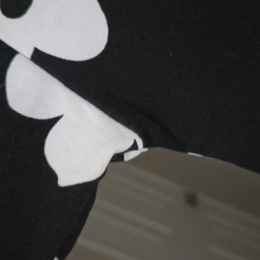 Black and White Floral Long Sleeve NORA Top- LulaRoe- Large - Picture 4 of 9